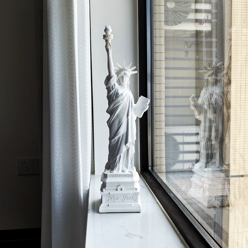 Statue of Liberty Model Desk A - Office Furniture York ulasan dan harga